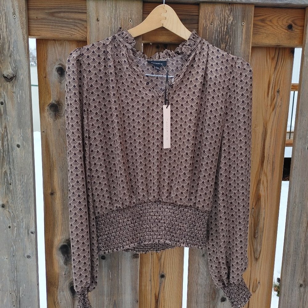 BEAUTIFUL Tamara H. Art Deco Print Top Women's Size XS BNWT Blouse Pullover Top